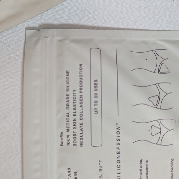 Dermaclara Silicone Patches and Serum Set - Picture 6 of 12